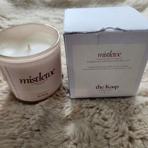 Scented coconut soy candle net wt. 12 ounces